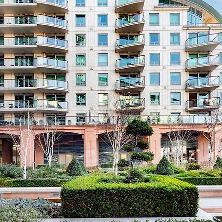 St. George Wharf By Thesqua.Re Apartment London Bagian luar foto