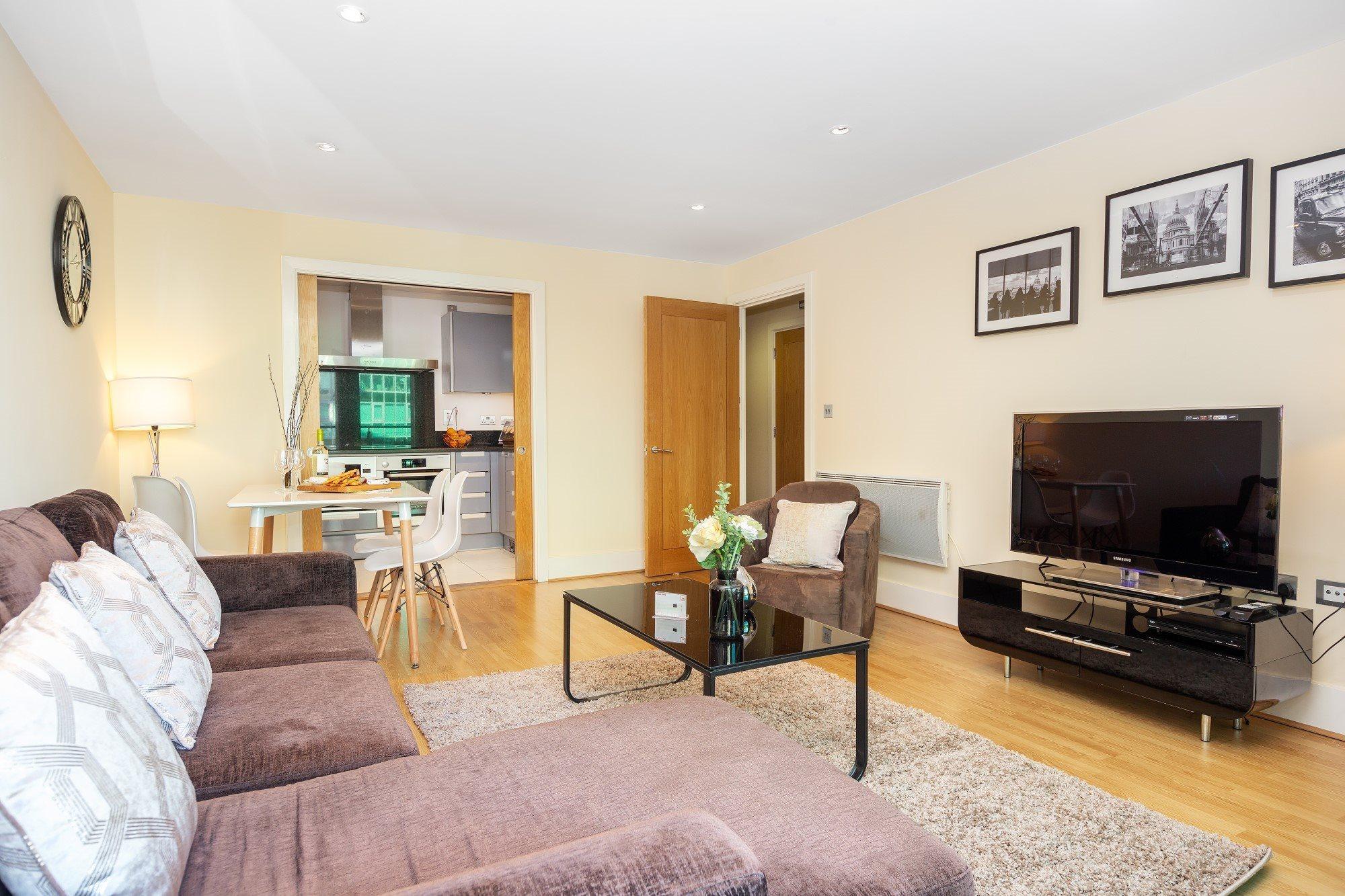 St. George Wharf By Thesqua.Re Apartment London Bagian luar foto