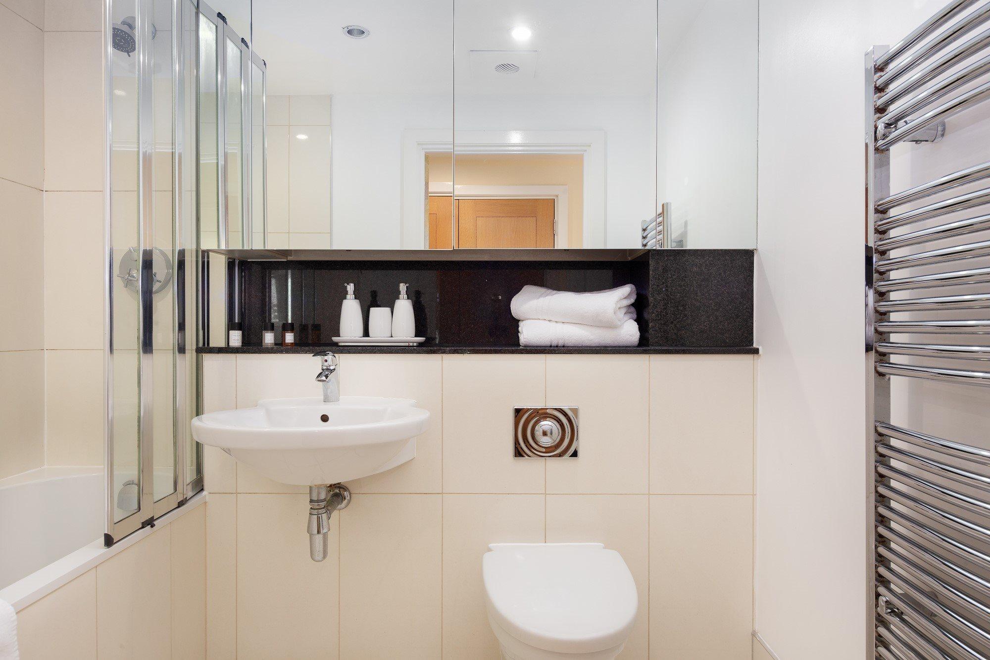 St. George Wharf By Thesqua.Re Apartment London Bagian luar foto
