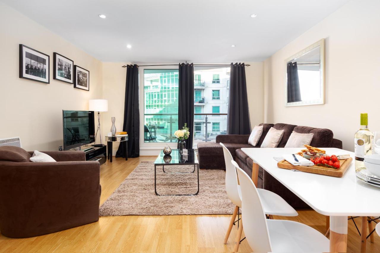 St. George Wharf By Thesqua.Re Apartment London Bagian luar foto